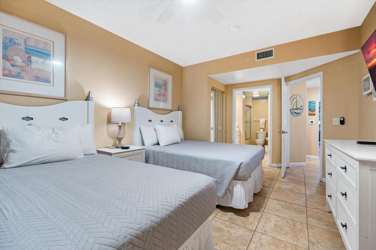 5th Floor Ocean Front Beauty, Private Balcony
