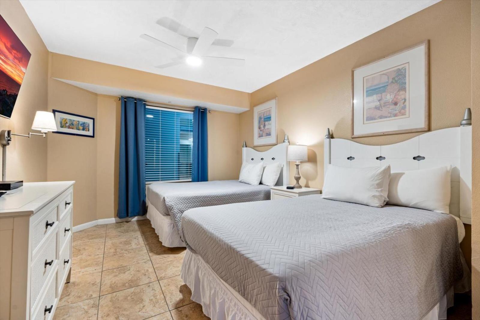 5th Floor Ocean Front Beauty, Private Balcony Hébergement de vacances