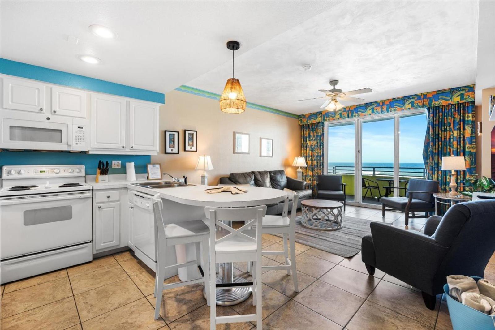 5th Floor Ocean Front Beauty, Private Balcony *