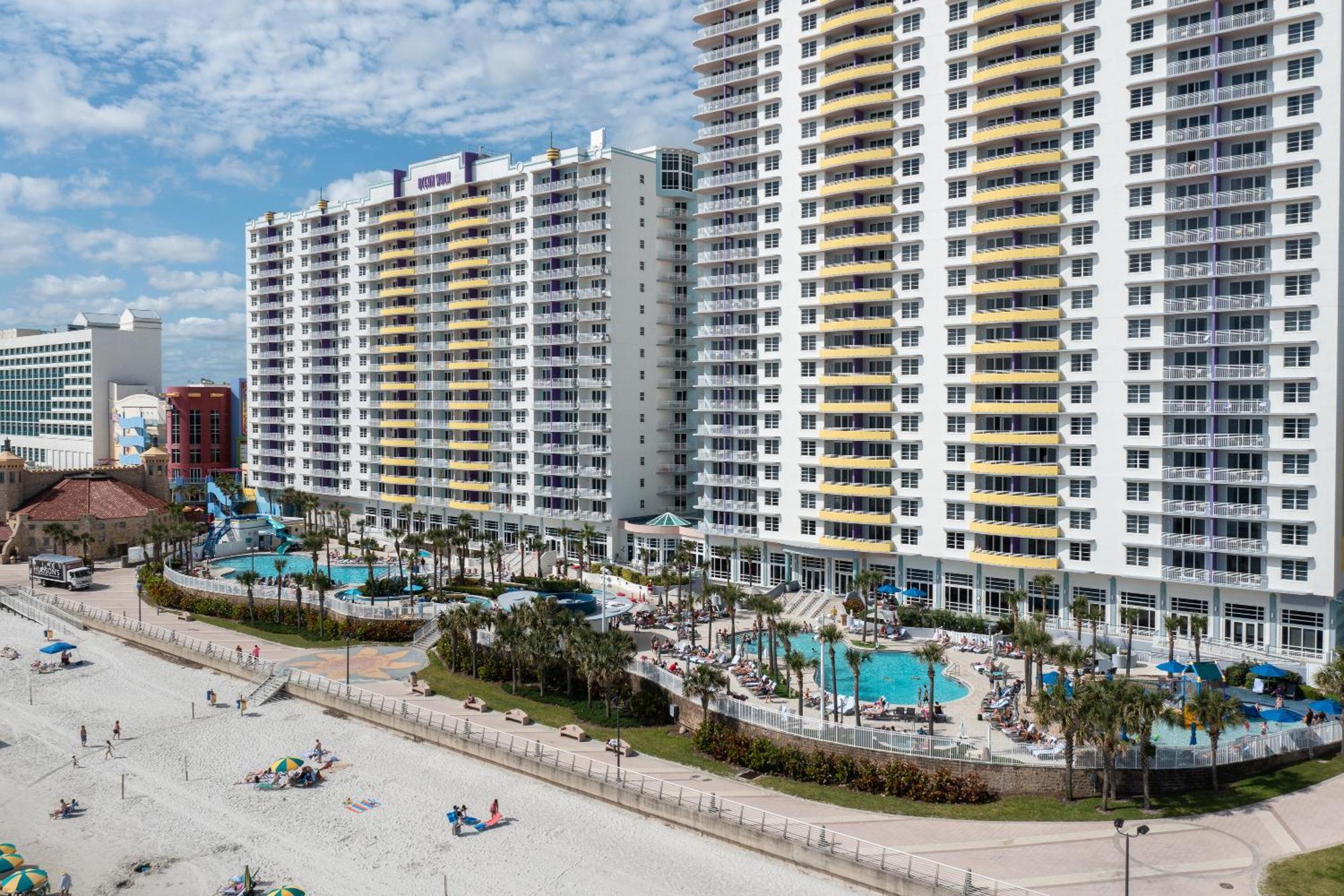 5th Floor Ocean Front Beauty, Private Balcony Hébergement de vacances *